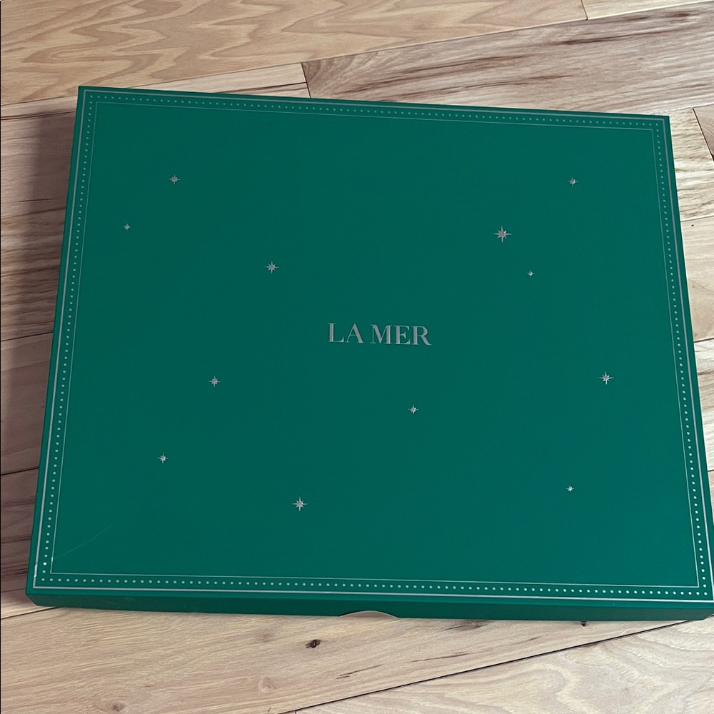 La Mer silk robe